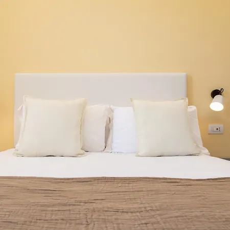 Hotel Illumi's